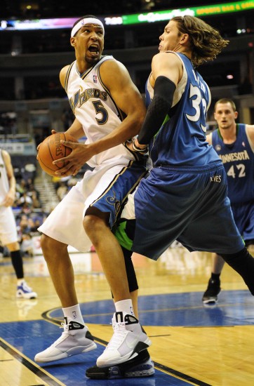 己的球队形 己的球队形