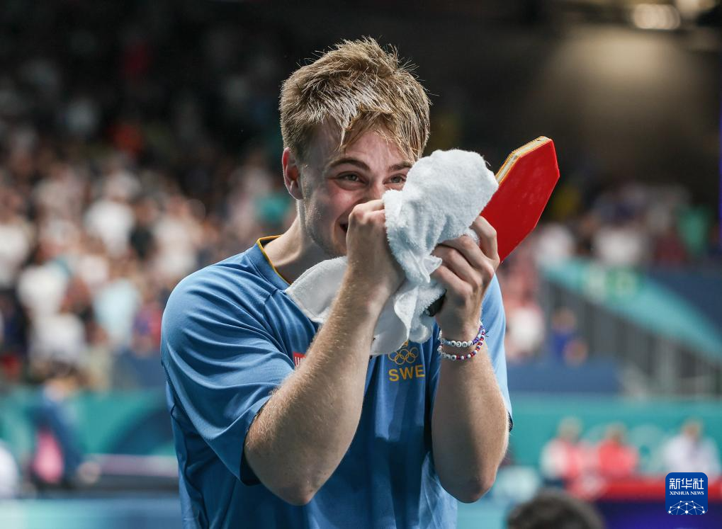 两场关键对 两场关键对