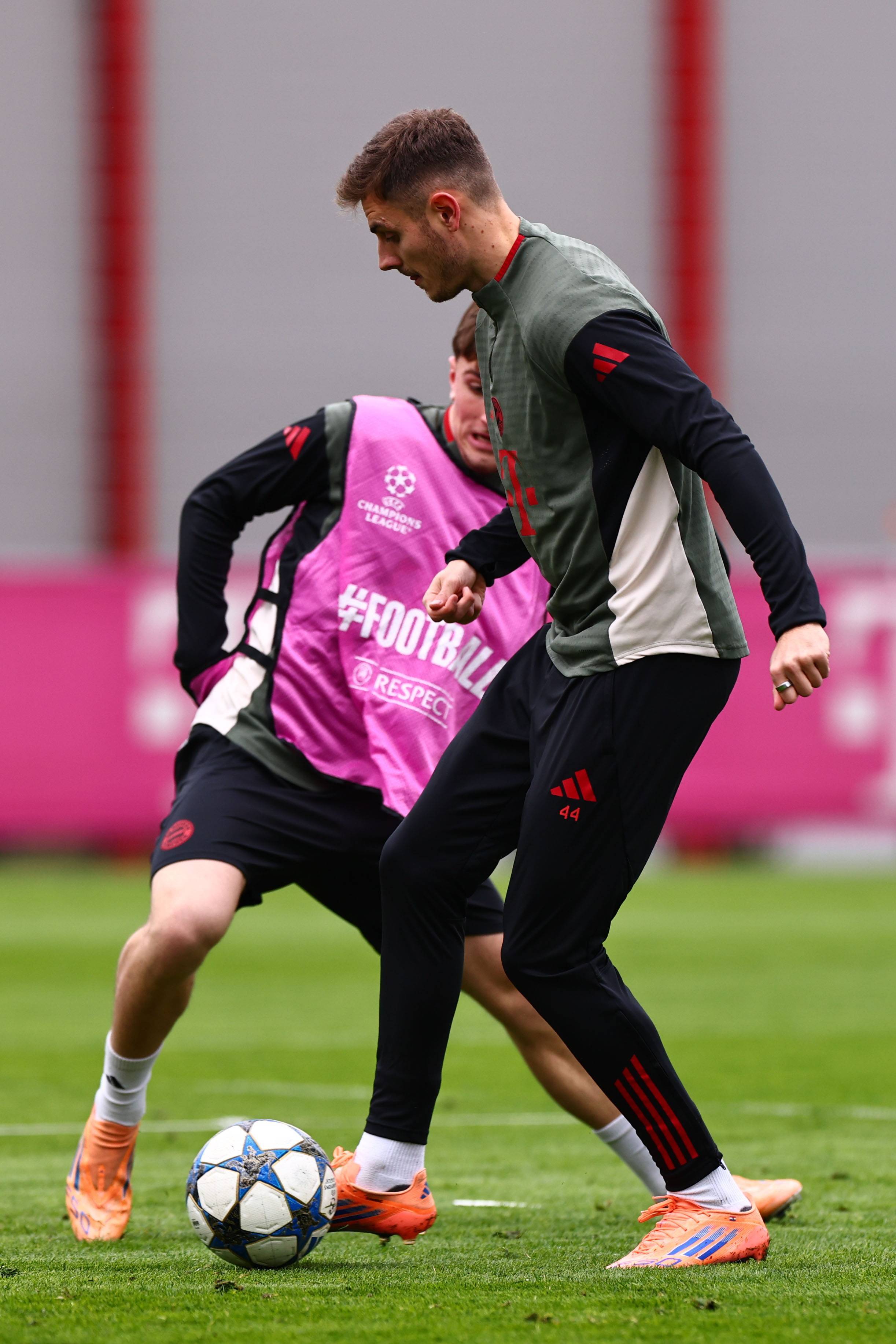 对寻求冲击 对寻求冲击